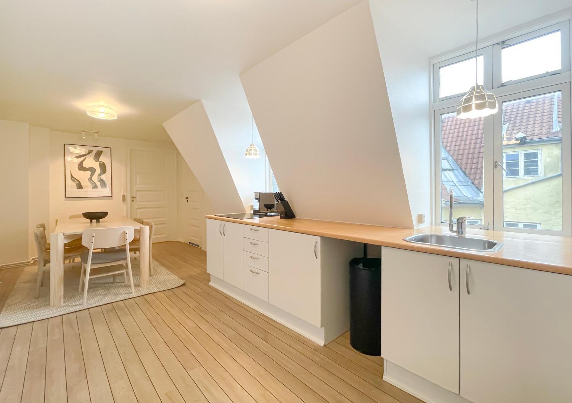 Rustic & Cozy 2Br In Heart Of Cph City By Stroget Копенхаген Екстериор снимка